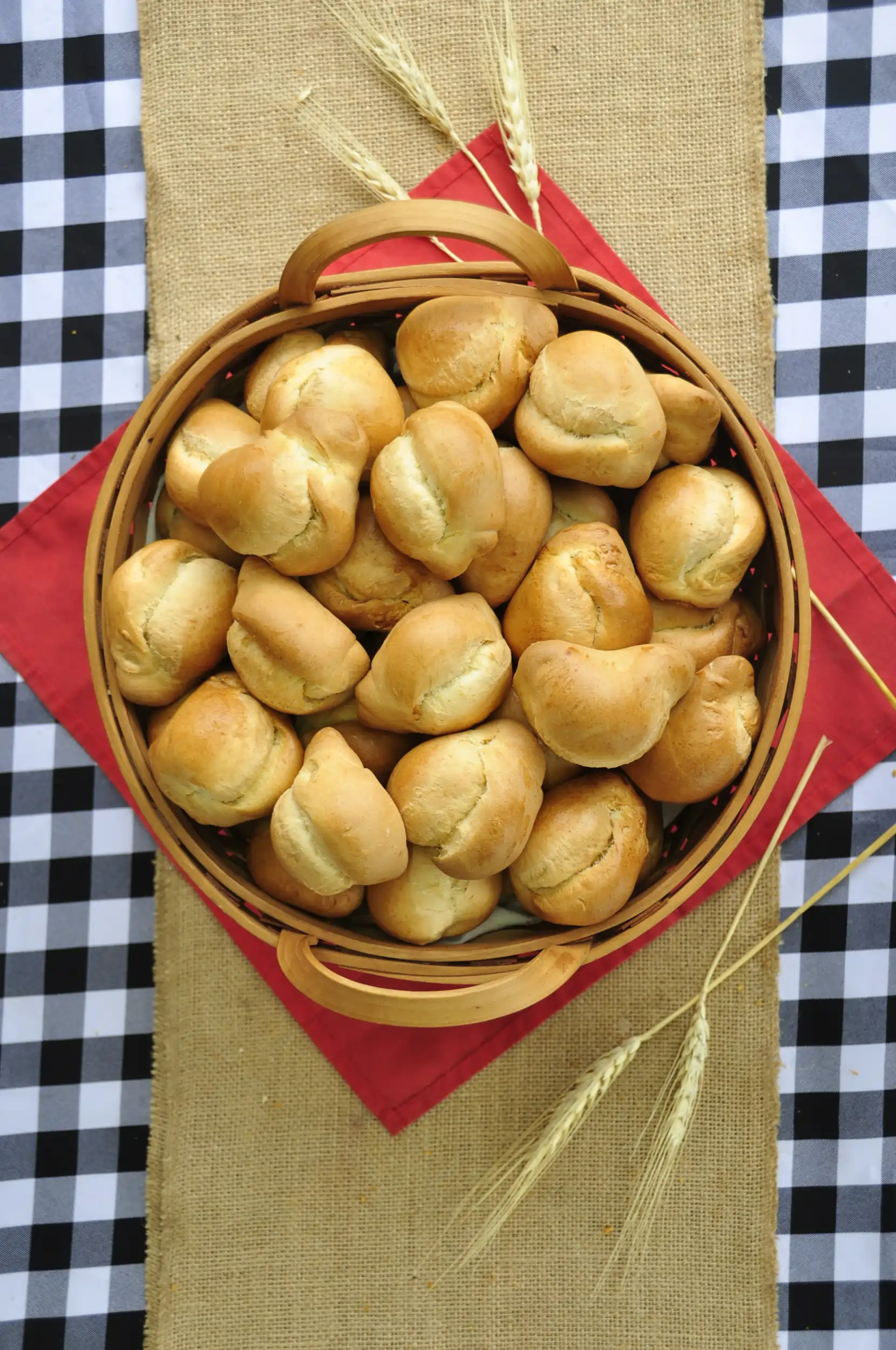 pan-huevo-panaderia-selecta-linea-panaderia